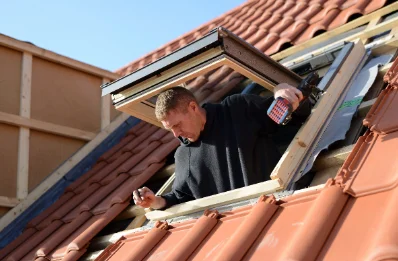 Pose de fenêtres de toit Velux à Lucéram